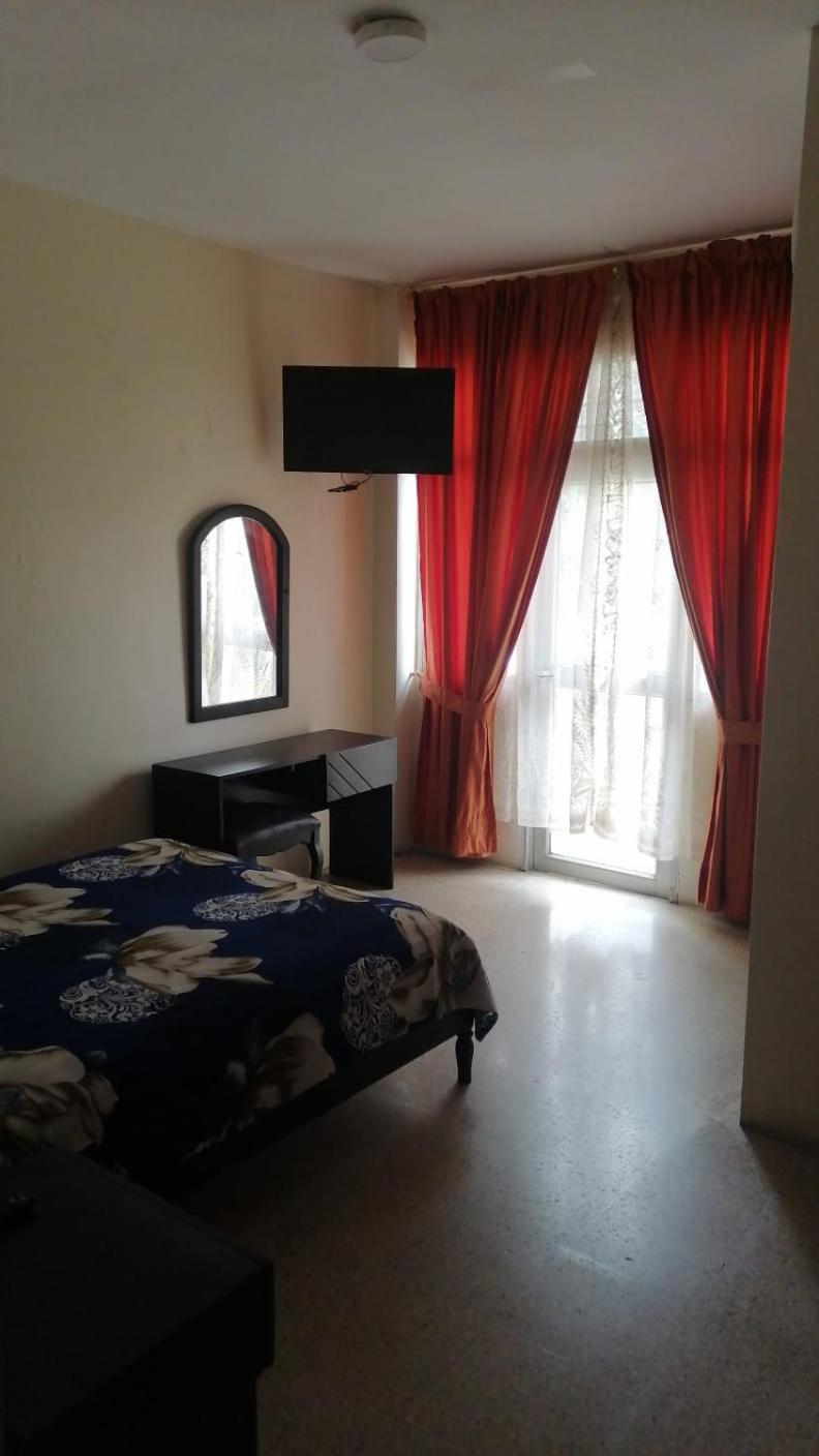 Hotel Ecologico Riverside Quevedo Bagian luar foto