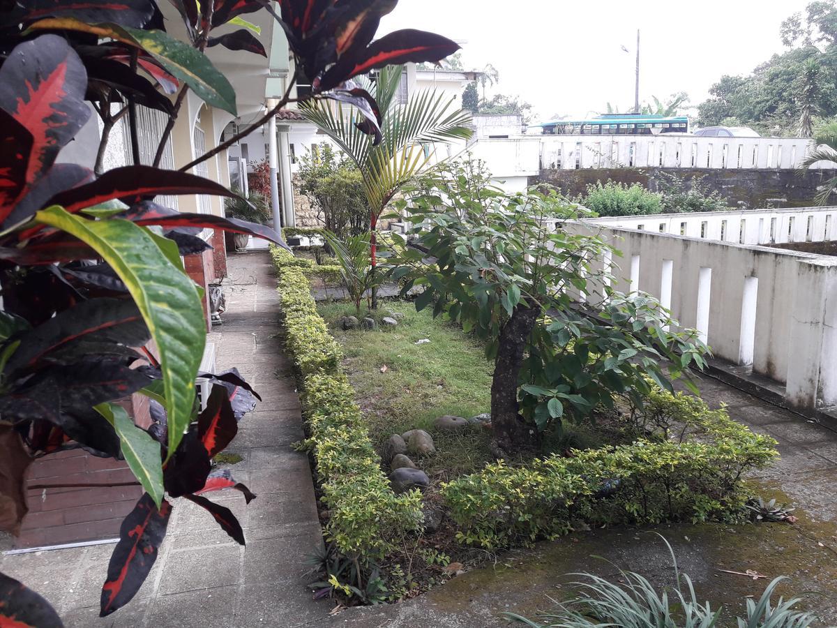Hotel Ecologico Riverside Quevedo Bagian luar foto