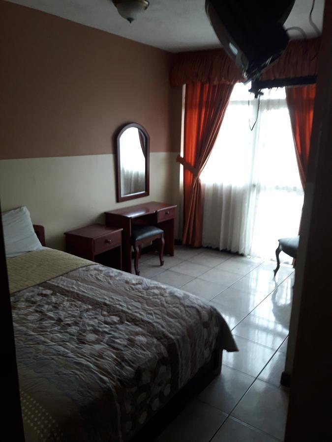 Hotel Ecologico Riverside Quevedo Bagian luar foto
